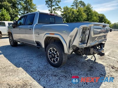 Drugie zdjęcie samochodu z przodu: 2025 GMC SIERRA K3500 AT4 VIN:1GT4UVEY4SF202096 - miniatura