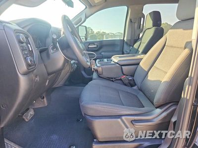 Zdjęcie 7 z 12 samochodu: 2022 CHEVROLET SILVERADO K2500 CUSTOM VIN:2GC4YME70N1225294 - miniatura