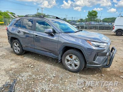 Czwarte zdjęcie samochodu z boku: 2025 TOYOTA RAV4 HYBRID XLE VIN:4T3RWRFV0SU199403 - miniatura