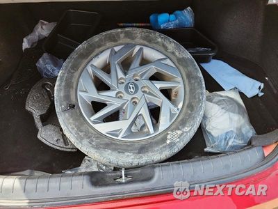 Zdjęcie 12 z 13 samochodu: 2024 HYUNDAI ELANTRA SEL VIN:KMHLM4DG3RU738294 - miniatura