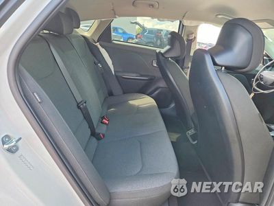 Zdjęcie 10 z 12 samochodu: 2025 KIA K4 LXS VIN:3KPFT4DE6SE177032 - miniatura