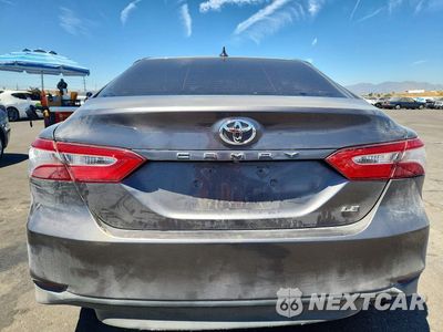 Zdjęcie 16 z 30 samochodu: 2019 TOYOTA CAMRY LE VIN:4T1B11HK3KU701110 - miniatura