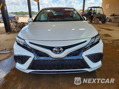 Piąte zdjęcie samochodu w środku: 2021 TOYOTA CAMRY XSE VIN:4T1K61AK1MU567857 - miniatura