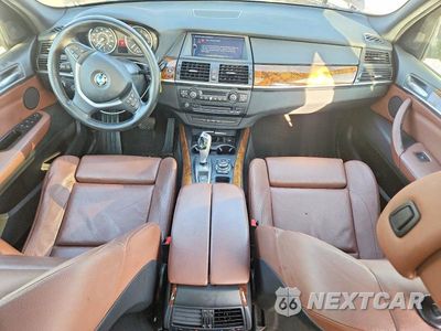 Zdjęcie 8 z 12 samochodu: 2011 BMW X5 XDRIVE50I VIN:5UXZV8C51BL417898 - miniatura