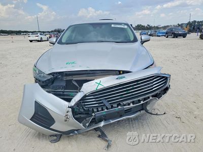 Piąte zdjęcie samochodu w środku: 2019 FORD FUSION SE VIN:3FA6P0LU1KR105658 - miniatura