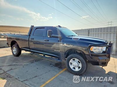 Czwarte zdjęcie samochodu z boku: 2022 RAM 2500 TRADESMAN VIN:3C6UR5HL4NG122454 - miniatura