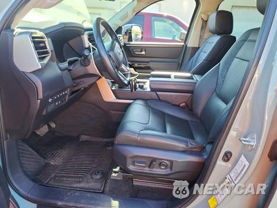Zdjęcie 7 z 12 samochodu: 2024 TOYOTA TUNDRA CREWMAX LIMITED VIN:5TFJA5EC9RX032354 - miniatura