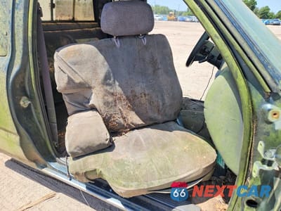 Zdjęcie 10 z 12 samochodu: 1996 TOYOTA TACOMA BASE VIN:4TAVL52N9TZ094734 - miniatura