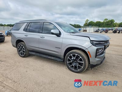 Czwarte zdjęcie samochodu z boku: 2026 CHEVROLET TAHOE C1500 RST VIN:1GNS5RKD2TR260390 - miniatura