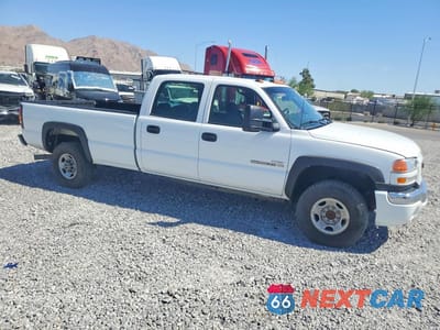 Czwarte zdjęcie samochodu z boku: 2006 GMC SIERRA C2500 HEAVY DUTY VIN:1GTHC23D36F201370 - miniatura