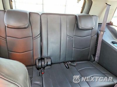 Zdjęcie 10 z 13 samochodu: 2016 CADILLAC ESCALADE LUXURY VIN:1GYS4BKJ3GR108787 - miniatura