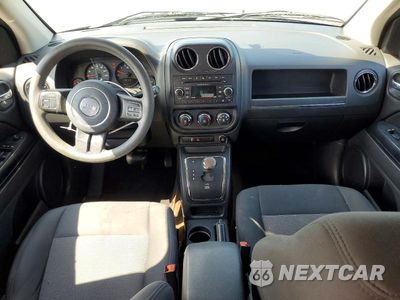 Zdjęcie 8 z 13 samochodu: 2013 JEEP COMPASS SPORT VIN:1C4NJCBB3DD238054 - miniatura
