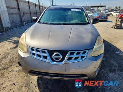 Piąte zdjęcie samochodu w środku: 2012 NISSAN ROGUE S VIN:JN8AS5MT9CW274836 - miniatura