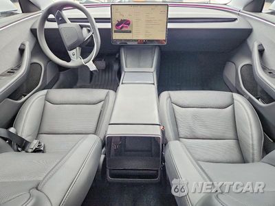 Zdjęcie 8 z 12 samochodu: 2024 TESLA MODEL 3 VIN:5YJ3E1EA0RF743763 - miniatura