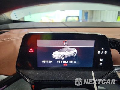 Zdjęcie 9 z 13 samochodu: 2021 VOLKSWAGEN ID.4 PRO S VIN:WVGGNPE22MP065833 - miniatura