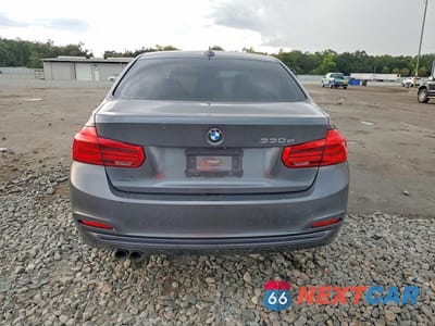 Zdjęcie 6 z 12 samochodu: 2018 BMW 3ER 330E VIN:WBA8E1C52JA178602 - miniatura