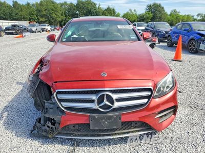 Piąte zdjęcie samochodu w środku: 2018 MERCEDES-BENZ E 300 VIN:WDDZF4JB1JA487515 - miniatura