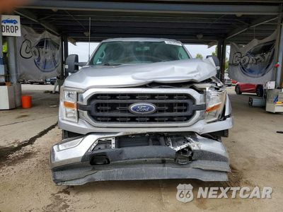 Piąte zdjęcie samochodu w środku: 2022 FORD F150 SUPER CAB VIN:1FTFX1E83NKE26089 - miniatura