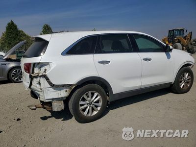 Trzecie zdjęcie samochodu z tyłu: 2020 KIA SORENTO S VIN:5XYPG4A57LG621665 - miniatura