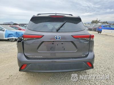 Zdjęcie 6 z 13 samochodu: 2023 TOYOTA HIGHLANDER HYBRID XLE VIN:5TDKARAH4PS524712 - miniatura
