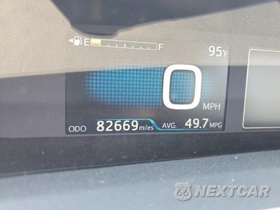 Zdjęcie 9 z 12 samochodu: 2018 TOYOTA PRIUS TWO VIN:JTDKBRFU4J3591337 - miniatura