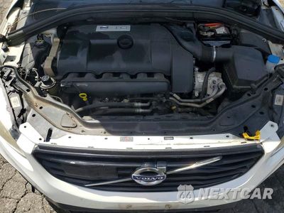 Zdjęcie 12 z 13 samochodu: 2016 VOLVO XC60 T6 R-DESIGN PLATINUM VIN:YV4902RS0G2822669 - miniatura