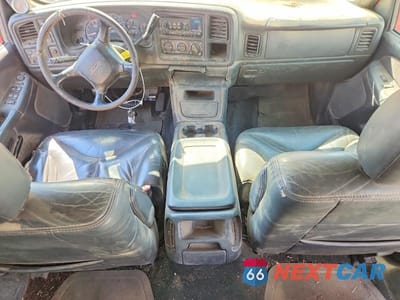 Zdjęcie 8 z 12 samochodu: 2002 GMC NEW SIERRA K3500 VIN:1GTJK33162F237760 - miniatura