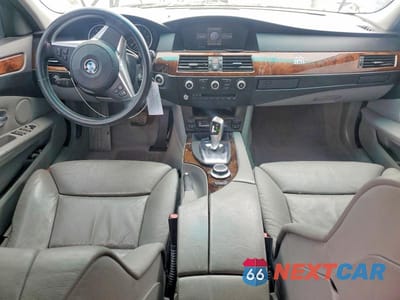 Zdjęcie 8 z 12 samochodu: 2008 BMW 528 I VIN:WBANU535X8C116439 - miniatura