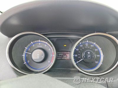 Zdjęcie 9 z 12 samochodu: 2011 HYUNDAI SONATA LIMITED VIN:5NPEC4AC2BH080825 - miniatura