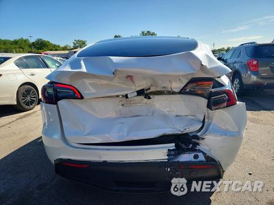 Zdjęcie 6 z 12 samochodu: 2022 TESLA MODEL Y VIN:7SAYGDEE9NF310945 - miniatura