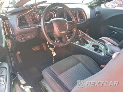 Zdjęcie 8 z 13 samochodu: 2019 DODGE CHALLENGER SXT VIN:2C3CDZAG9KH751005 - miniatura