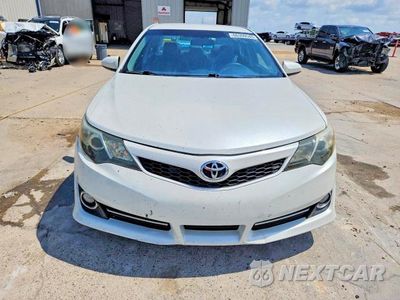 Piąte zdjęcie samochodu w środku: 2014 TOYOTA CAMRY VIN:4T1BF1FK0EU445923 - miniatura