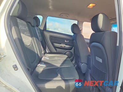 Zdjęcie 10 z 13 samochodu: 2013 KIA SOUL + VIN:KNDJT2A64D7776980 - miniatura