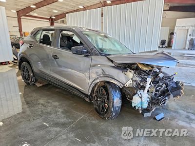 Czwarte zdjęcie samochodu z boku: 2025 NISSAN KICKS PLAY S VIN:3N1CP5BV1SL483862 - miniatura
