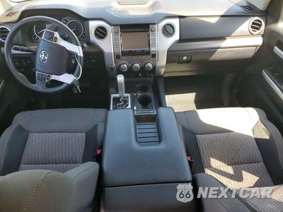 Zdjęcie 8 z 12 samochodu: 2017 TOYOTA TUNDRA SR5 VIN:5TFDY5F1XHX601961 - miniatura