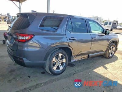 Trzecie zdjęcie samochodu z tyłu: 2023 HONDA PILOT EXL VIN:5FNYG2H45PB007670 - miniatura