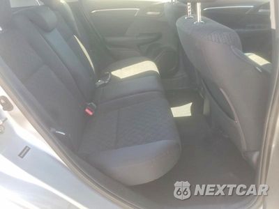 Zdjęcie 10 z 12 samochodu: 2015 HONDA FIT LX VIN:3HGGK5H53FM707588 - miniatura