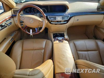 Zdjęcie 8 z 13 samochodu: 2007 MERCEDES-BENZ S 550 VIN:WDDNG71X37A117300 - miniatura