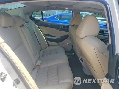 Zdjęcie 10 z 12 samochodu: 2023 NISSAN MAXIMA PLATINUM VIN:1N4AA6FV4PC501401 - miniatura