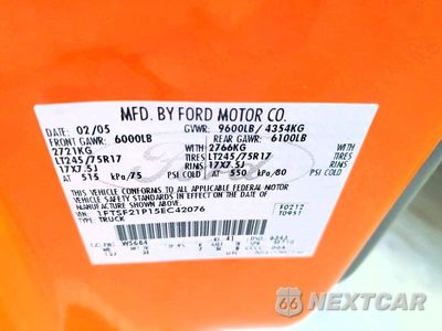 Zdjęcie 12 z 12 samochodu: 2005 FORD F250 SUPER DUTY VIN:1FTSF21P15EC42076 - miniatura