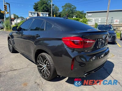 Drugie zdjęcie samochodu z przodu: 2016 BMW X6 M VIN:5YMKW8C55G0R43256 - miniatura