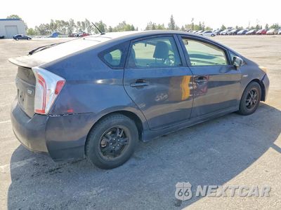 Trzecie zdjęcie samochodu z tyłu: 2013 TOYOTA PRIUS TWO VIN:JTDKN3DU7D5675667 - miniatura