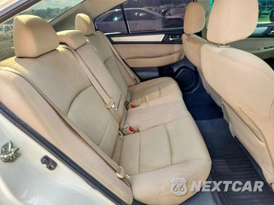 Zdjęcie 10 z 12 samochodu: 2017 SUBARU LEGACY 2.5I PREMIUM VIN:4S3BNAF63H3045150 - miniatura