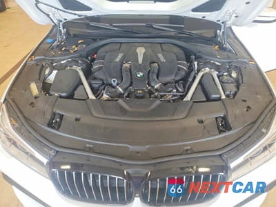 Zdjęcie 11 z 12 samochodu: 2019 BMW 750 I VIN:WBA7F0C58KGM25235 - miniatura