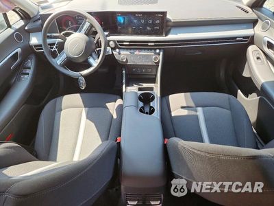 Zdjęcie 8 z 12 samochodu: 2026 HYUNDAI SONATA HYBRID BLUE VIN:KMHL24JJ7TA141650 - miniatura