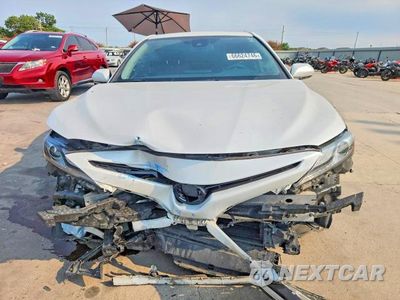 Piąte zdjęcie samochodu w środku: 2021 TOYOTA CAMRY XSE VIN:4T1K31AK2MU546976 - miniatura