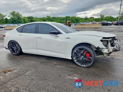 Czwarte zdjęcie samochodu z boku: 2025 ACURA TLX TCH+AR VIN:19UUB7F05SA001364 - miniatura