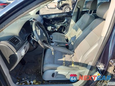 Zdjęcie 7 z 12 samochodu: 2005 VOLKSWAGEN NEW JETTA 2.5 VIN:3VWRF71K45M620673 - miniatura