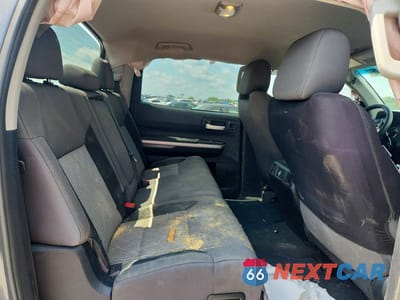 Zdjęcie 10 z 13 samochodu: 2014 TOYOTA TUNDRA CREWMAX SR5 VIN:5TFDW5F11EX414013 - miniatura