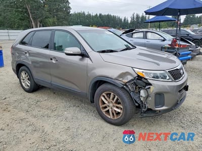 Czwarte zdjęcie samochodu z boku: 2015 KIA SORENTO LX VIN:5XYKT3A67FG557107 - miniatura